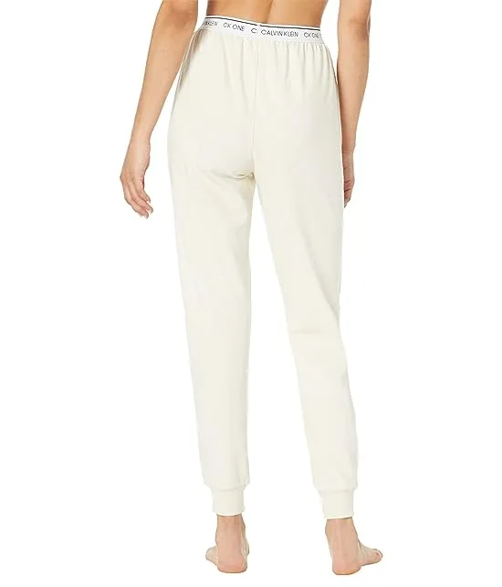 https://images.styletyx.com/images/one-faded-glory-lounge-joggers-calvin-klein-1105929712_2.webp