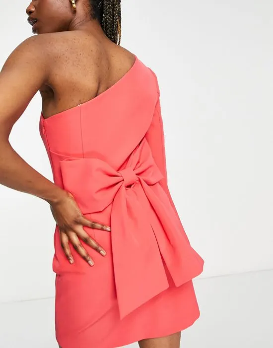 https://images.styletyx.com/images/one-shoulder-bow-back-mini-dress-in-red-ever-new-1815195_4.webp