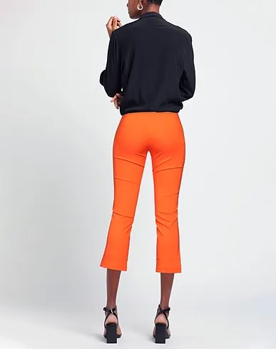 https://images.styletyx.com/images/orange-jersey-cropped-pants-culottes-options-13150305_3.webp