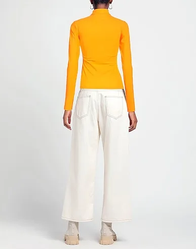 https://images.styletyx.com/images/orange-jersey-t-shirt-maison-margiela-3262800_3.webp