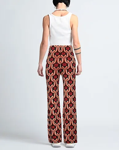 https://images.styletyx.com/images/orange-knitted-casual-pants-paco-rabanne-1222858038_3.webp