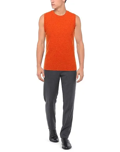 https://images.styletyx.com/images/orange-knitted-sleeveless-sweater-filippo-de-laurentiis-1488648_2.webp