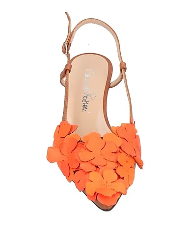 https://images.styletyx.com/images/orange-leather-pump-emanuela-passeri-13579519_4.webp