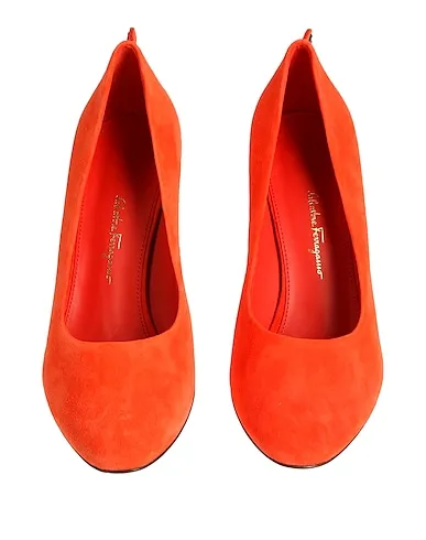 https://images.styletyx.com/images/orange-leather-pump-ferragamo-1578686_4.webp
