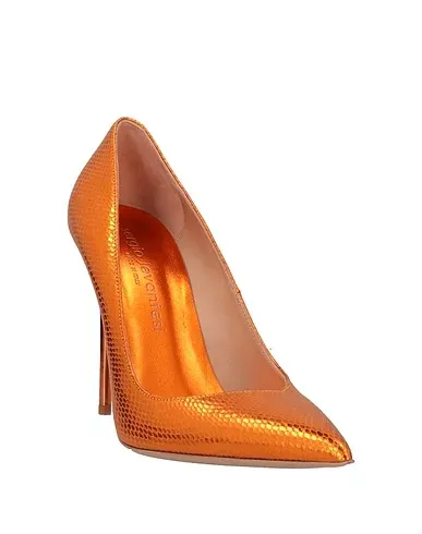 https://images.styletyx.com/images/orange-leather-pump-sergio-levantesi-13185335_2.webp