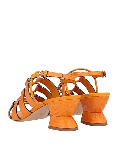 https://images.styletyx.com/images/orange-leather-sandals-ferragamo-1226021917_3.webp