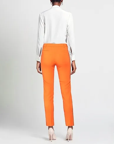 https://images.styletyx.com/images/orange-plain-weave-casual-pants-compagnia-italiana-2537474_3.webp