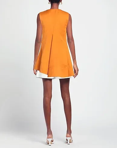 https://images.styletyx.com/images/orange-plain-weave-top-jil-sander-33744296_3.webp