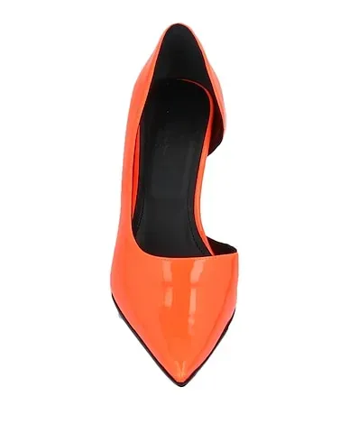 https://images.styletyx.com/images/orange-pump-maison-margiela-711134222_4.webp