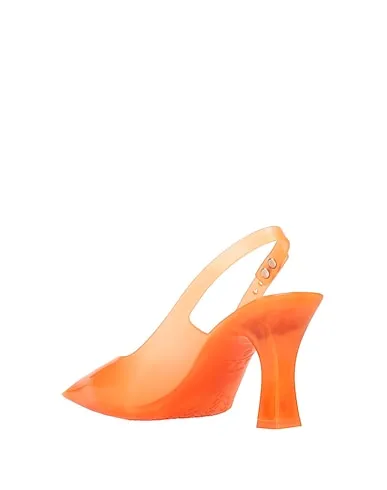 https://images.styletyx.com/images/orange-pump-melissa-x-larroude-1005693458_3.webp