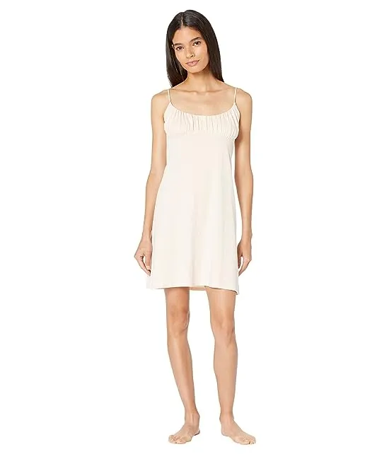 https://images.styletyx.com/images/organic-pima-cotton-olivera-chemise-skin-12966616_4.webp