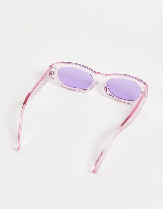 https://images.styletyx.com/images/oval-sunglasses-in-purple-with-tonal-lens-jeepers-peepers-13223300_2.webp