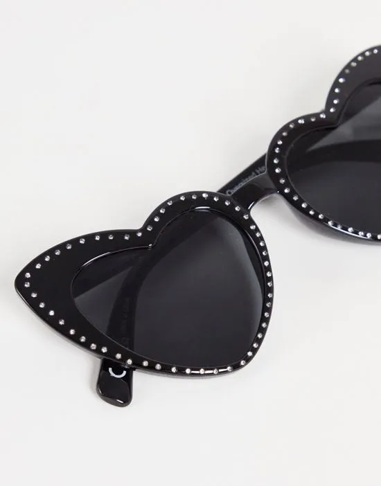 https://images.styletyx.com/images/oversized-heart-sunglasses-in-black-skinnydip-13262476_2.webp