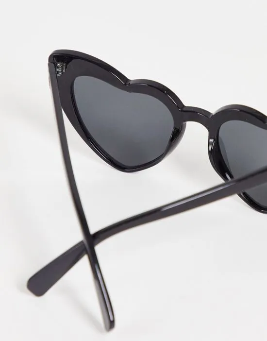 https://images.styletyx.com/images/oversized-heart-sunglasses-in-black-skinnydip-13262476_4.webp