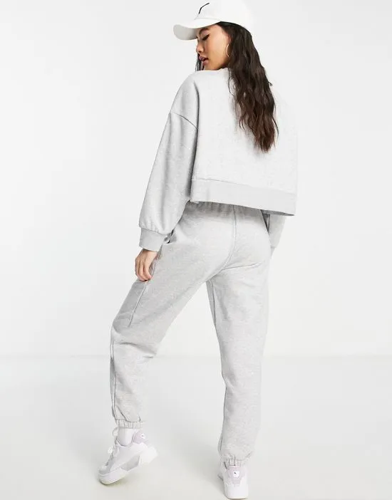 https://images.styletyx.com/images/oversized-pleated-sweatpants-in-gray-exclusive-to-asos-puma-2033604_2.webp