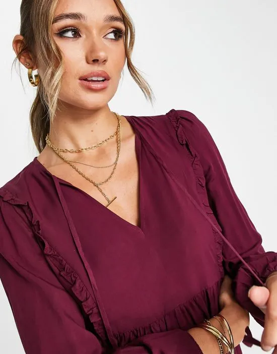 https://images.styletyx.com/images/oversized-smock-dress-in-deep-red-urban-threads-2558415_3.webp
