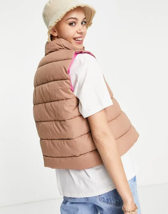 https://images.styletyx.com/images/padded-vest-in-camel-noisy-may-1907583_3.webp