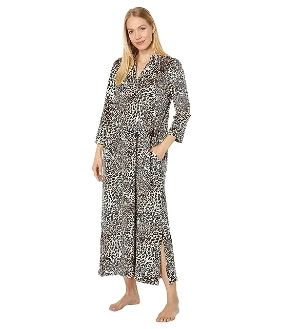 https://images.styletyx.com/images/panther-printed-poly-velour-lounger-n-by-natori-13271622_1.webp