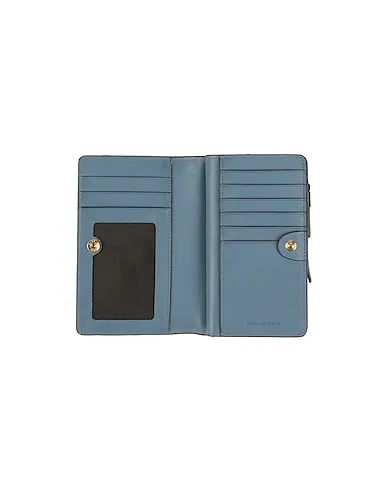 https://images.styletyx.com/images/pastel-blue-leather-wallet-piquadro-1226031563_2.webp