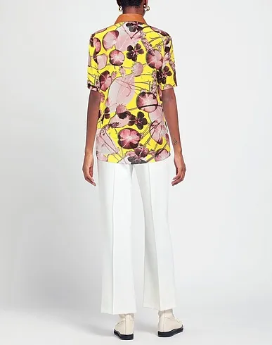 https://images.styletyx.com/images/pastel-pink-crepe-floral-shirts-blouses-trussardi-2837145_3.webp