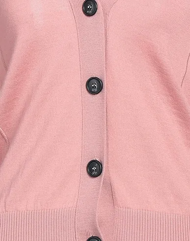https://images.styletyx.com/images/pastel-pink-knitted-cardigan-n21-2557059_4.webp