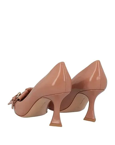 https://images.styletyx.com/images/pastel-pink-leather-pump-gianvito-rossi-586166201_3.webp
