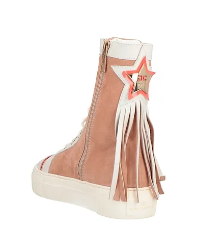 https://images.styletyx.com/images/pastel-pink-leather-sneakers-elisabetta-franchi-1341144_3.webp