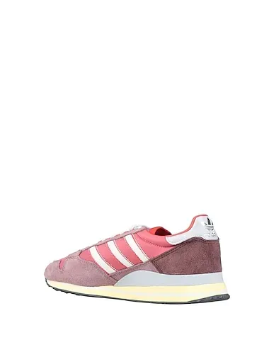 https://images.styletyx.com/images/pastel-pink-techno-fabric-sneakers-zx-500-adidas-2687456_3.webp