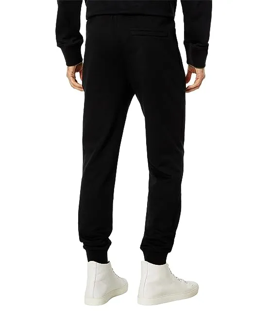 https://images.styletyx.com/images/patchin-sweatpants-psycho-bunny-2713085_2.webp