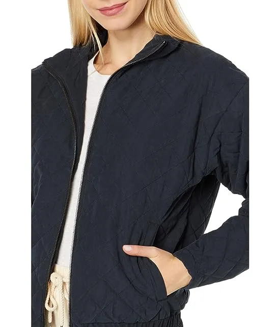 https://images.styletyx.com/images/path-to-paradise-quilted-jacket-roxy-3102743_3.webp