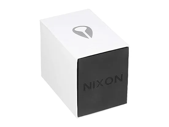 https://images.styletyx.com/images/patrol-nixon-1747267_2.webp