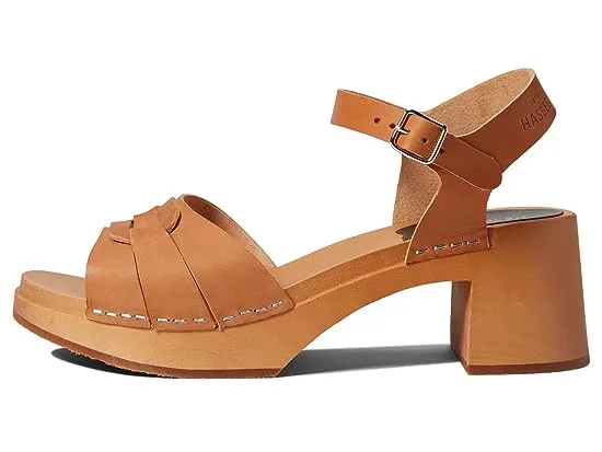 https://images.styletyx.com/images/peep-toe-sandal-swedish-hasbeens-2764003_4.webp