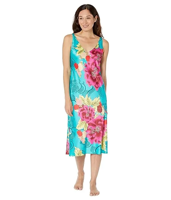 https://images.styletyx.com/images/peona-satin-gown-n-by-natori-13021842_1.webp
