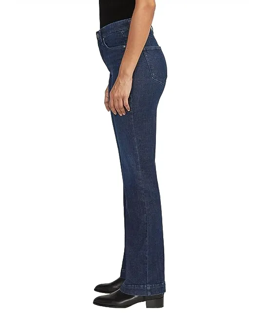 https://images.styletyx.com/images/phoebe-high-rise-bootcut-jeans-jag-jeans-2014027401_2.webp