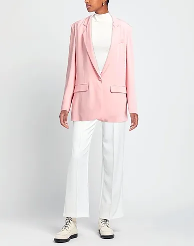 https://images.styletyx.com/images/pink-crepe-blazer-hebe-studio-11950269_2.webp