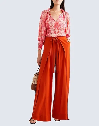 https://images.styletyx.com/images/pink-crepe-patterned-shirts-blouses-chufy-13311555_4.webp
