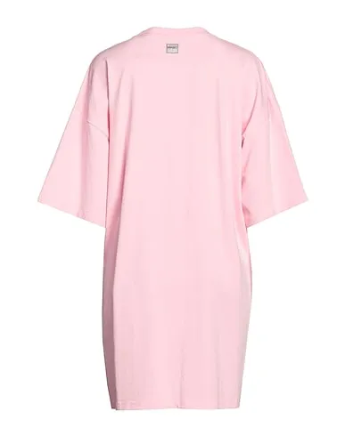 https://images.styletyx.com/images/pink-crepe-short-dress-kenzo-1661303_2.webp