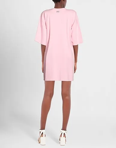 https://images.styletyx.com/images/pink-crepe-short-dress-kenzo-1661303_4.webp