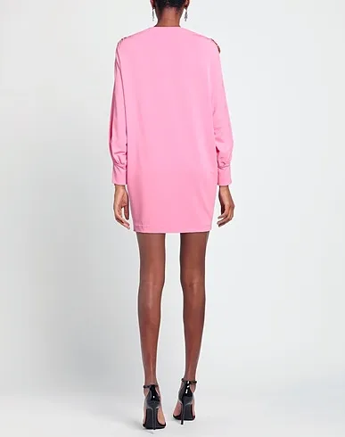 https://images.styletyx.com/images/pink-jersey-short-dress-circus-hotel-13365754_3.webp