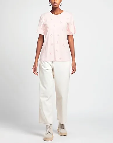 https://images.styletyx.com/images/pink-jersey-t-shirt-trussardi-12936184_2.webp