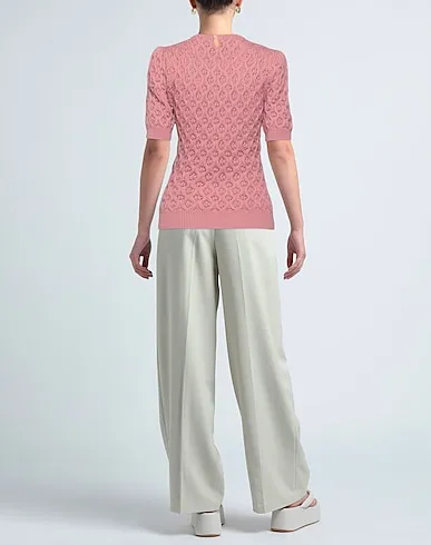 https://images.styletyx.com/images/pink-knitted-cashmere-blend-dolce-gabbana-1004991434_3.webp