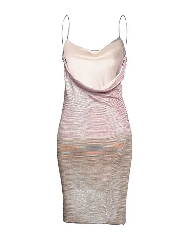 https://images.styletyx.com/images/pink-knitted-midi-dress-missoni-3222074_2.webp