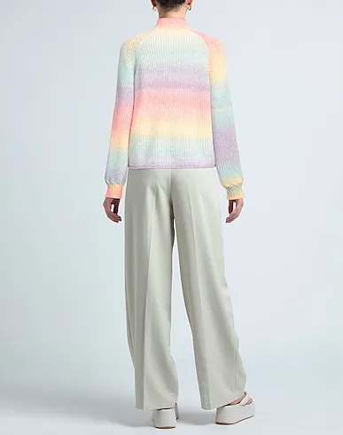 https://images.styletyx.com/images/pink-knitted-turtleneck-jack-jones-1005811227_3.webp