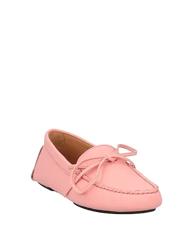 https://images.styletyx.com/images/pink-leather-loafers-boemos-13230788_2.webp