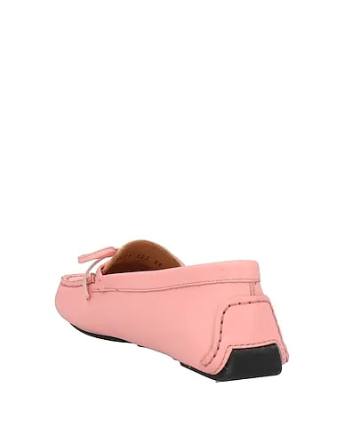 https://images.styletyx.com/images/pink-leather-loafers-boemos-13230788_3.webp