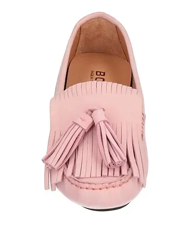 https://images.styletyx.com/images/pink-leather-loafers-boemos-13295490_4.webp