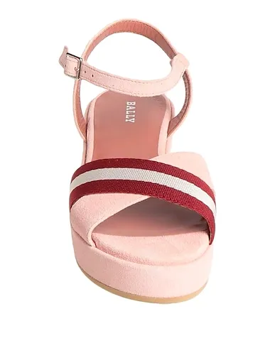 https://images.styletyx.com/images/pink-leather-sandals-bally-873821993_4.webp