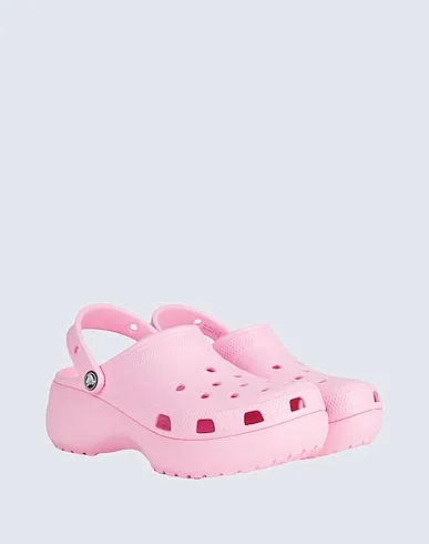 https://images.styletyx.com/images/pink-mules-and-clogs-crocs-13250706_4.webp