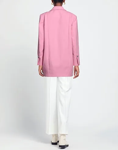 https://images.styletyx.com/images/pink-plain-weave-blazer-ganni-872392509_3.webp