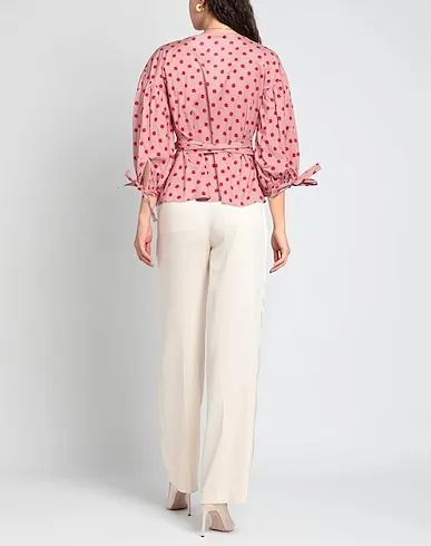 https://images.styletyx.com/images/pink-plain-weave-blouse-rose-a-pois-13176591_3.webp